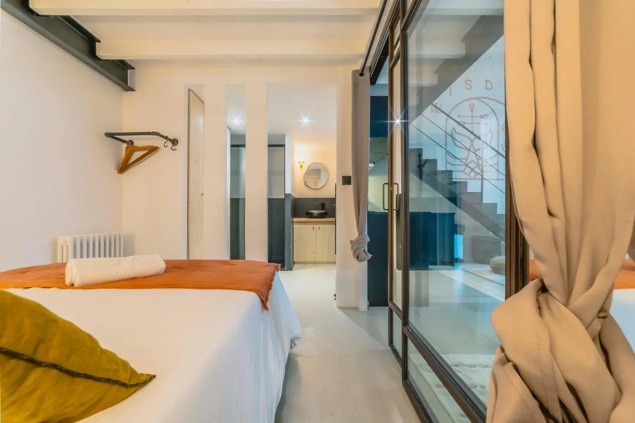 Appartement LOFT - Centre Ville - Plage - Halles - 3 ch 2 sdb à Biarritz
